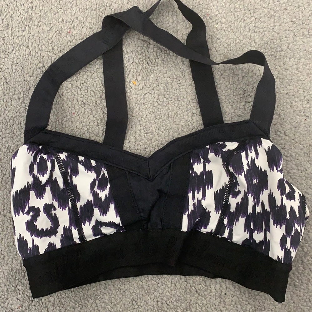 Lulu Lemon sports bra